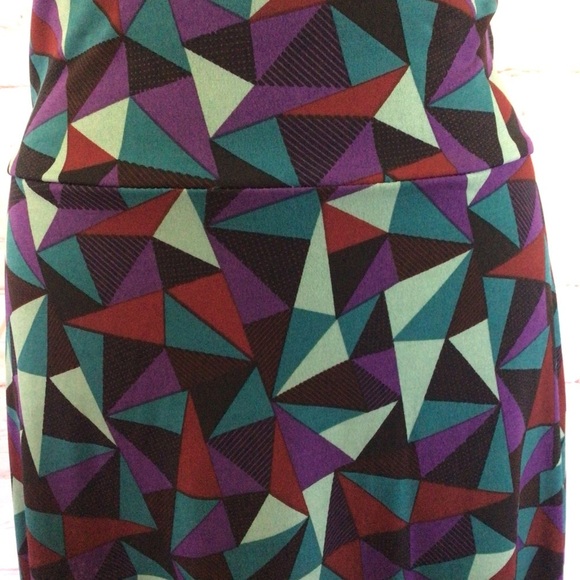 LuLaRoe Geometric Print Skirt - Size Medium - Picture 2 of 6